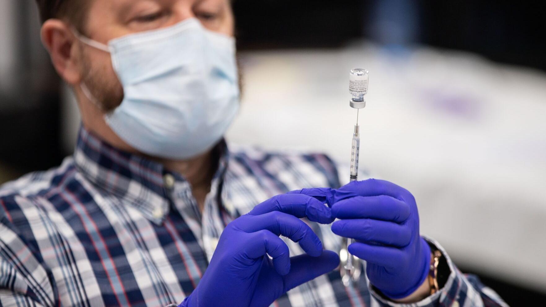 COVID shots available this week around the Omaha area